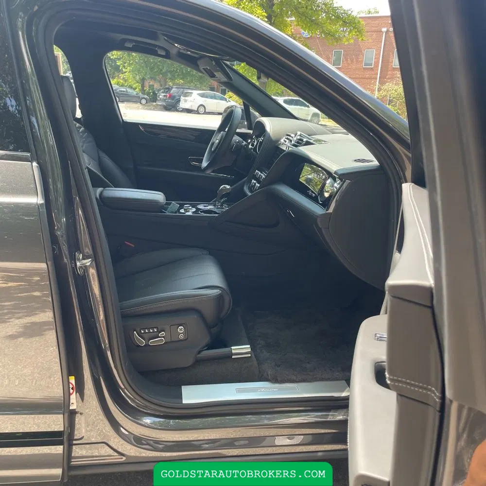 2024 Bentley Bentayga Base