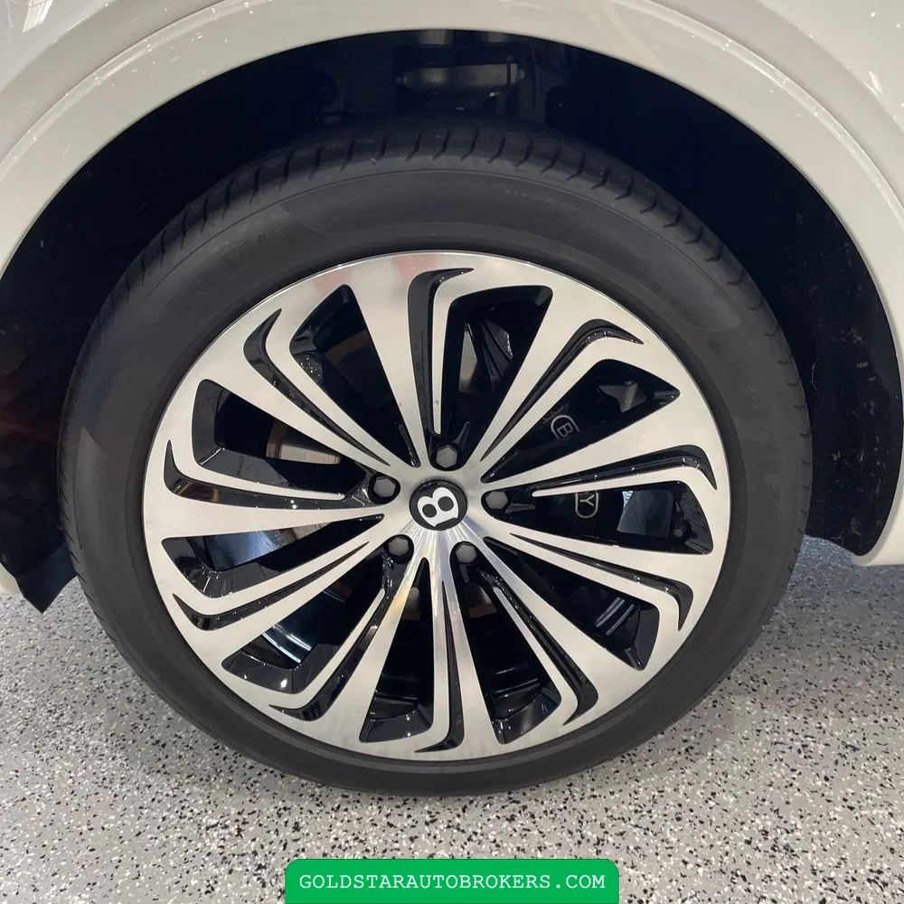 2024 Bentley Bentayga Base