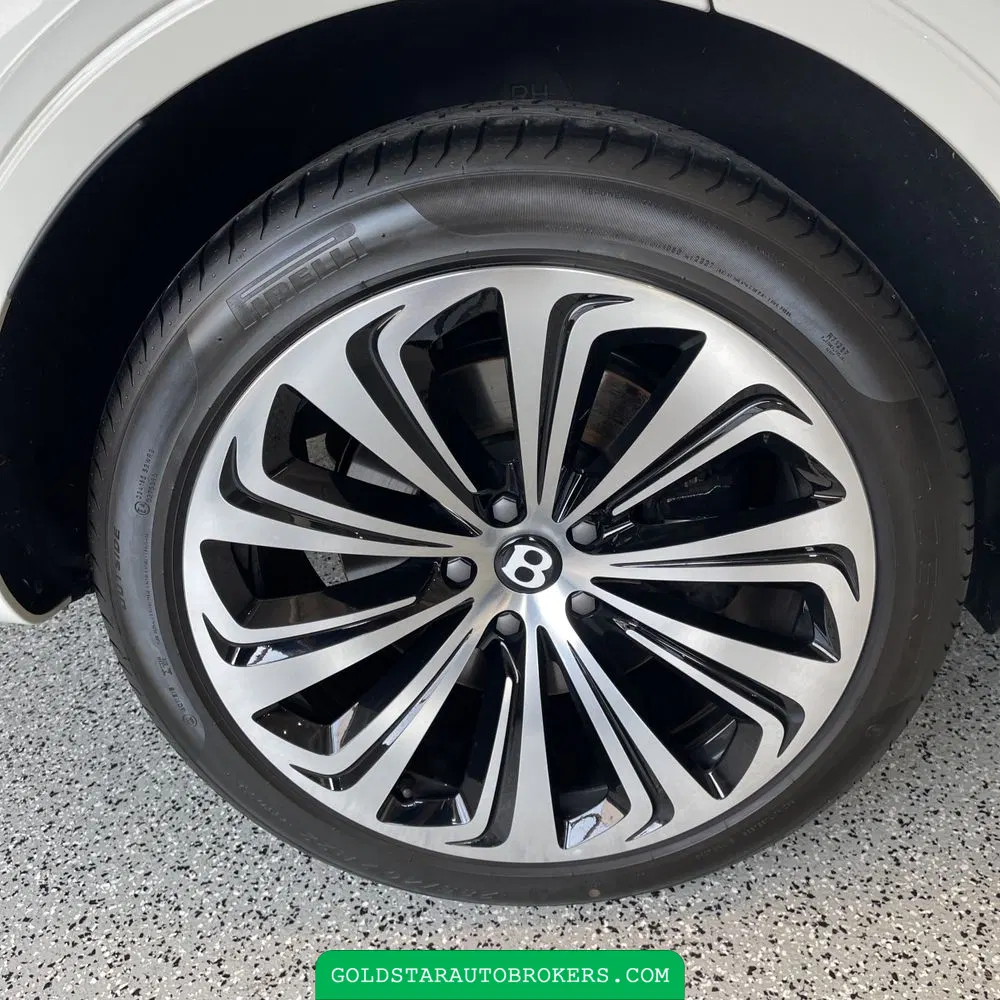 2024 Bentley Bentayga Base