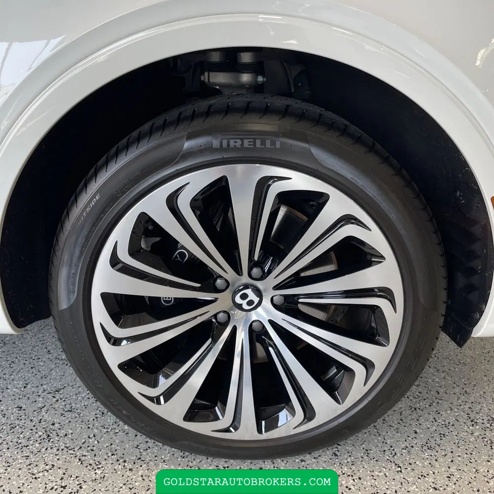2024 Bentley Bentayga Base