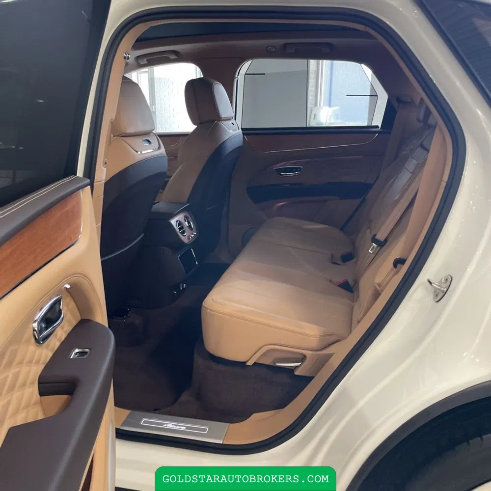 2024 Bentley Bentayga Base