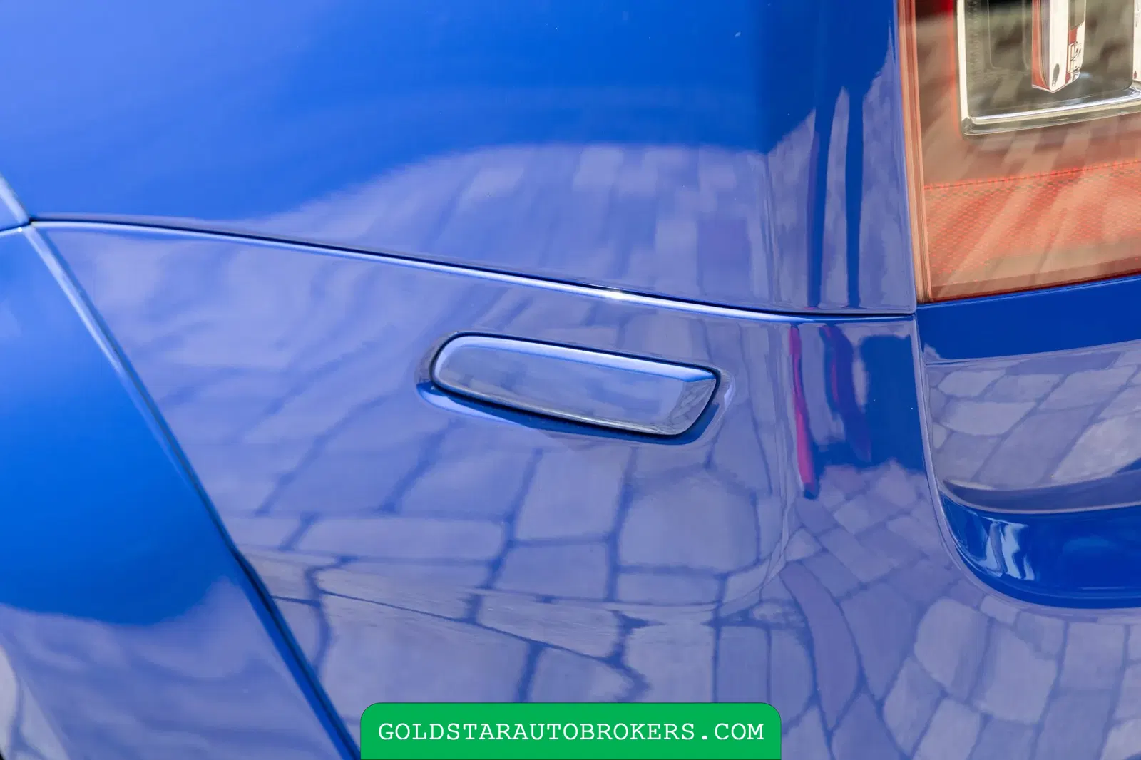 Widebody 2021 Rolls-Royce Cullinan Black Badge Neon Nights Edition