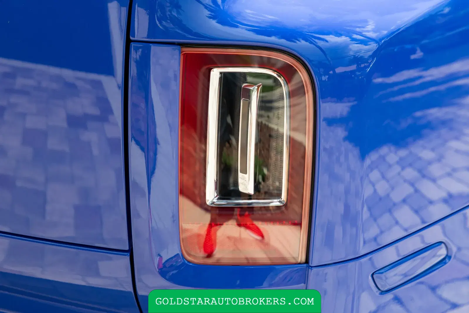 Widebody 2021 Rolls-Royce Cullinan Black Badge Neon Nights Edition