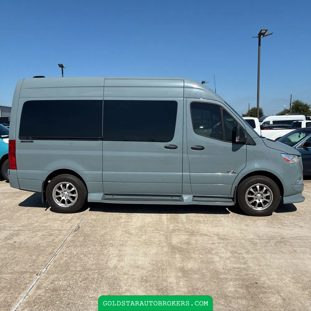 2022 Mercedes-Benz Sprinter 2500 High Roof Wagon 6cyl 170WB