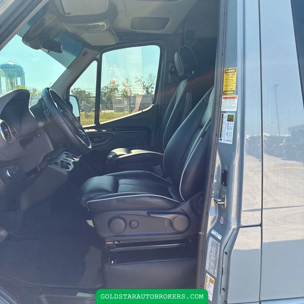 2022 Mercedes-Benz Sprinter 2500 High Roof Wagon 6cyl 170WB