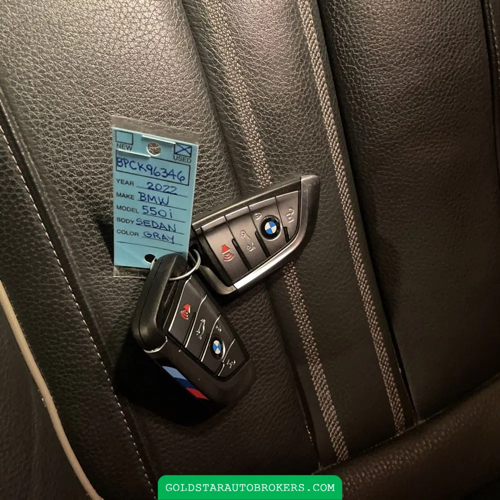 2022 BMW 5-Series M550xi