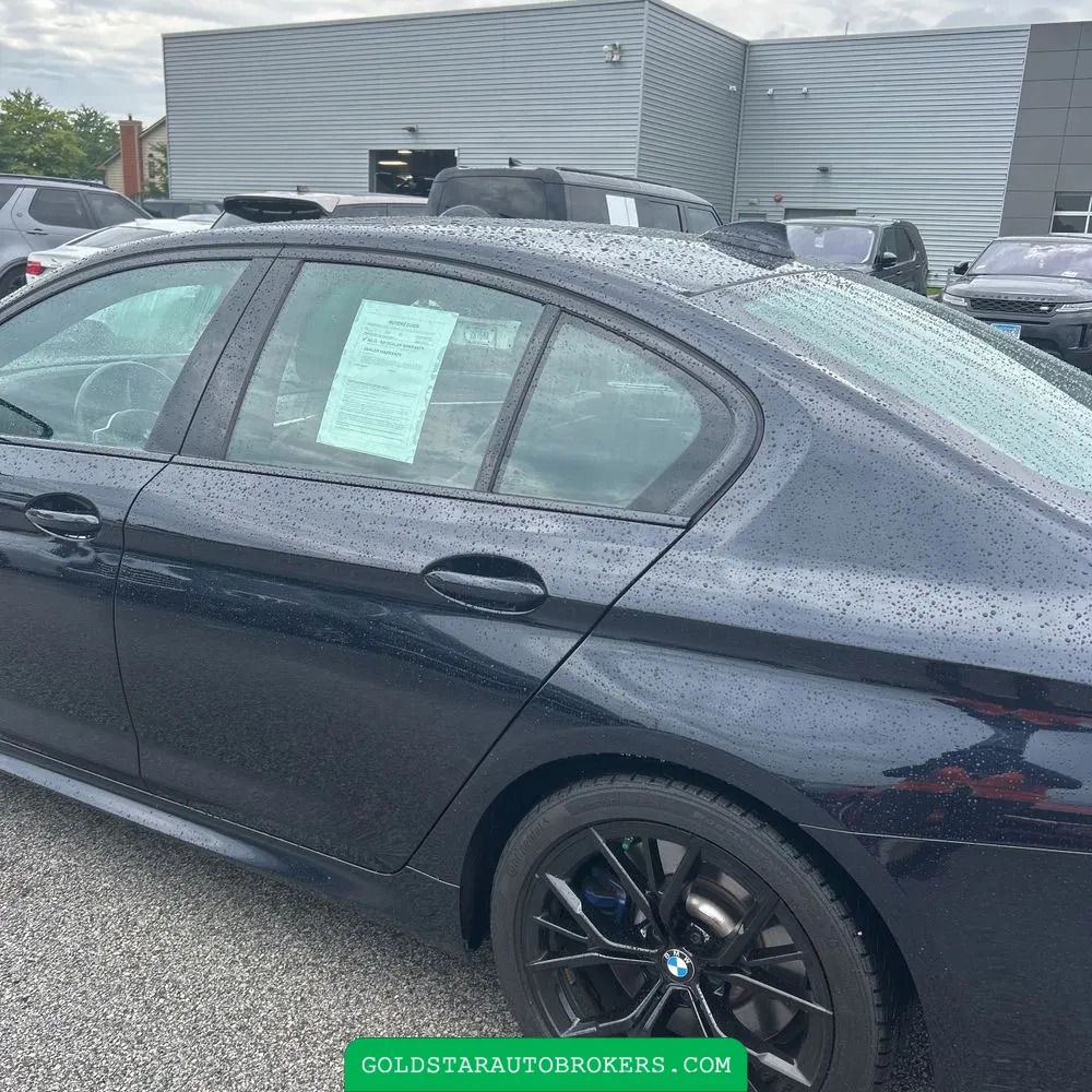 2023 BMW 5-Series M550xi