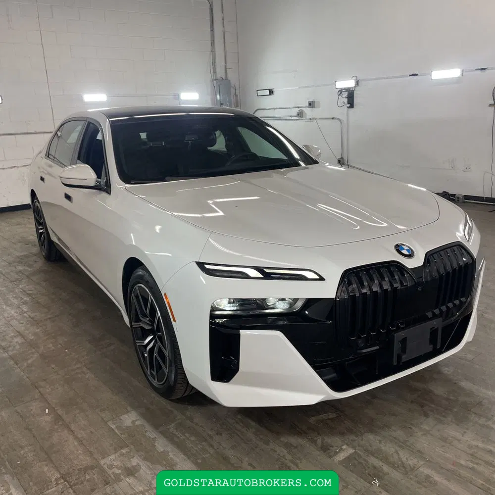 2023 BMW 7 Series 740i