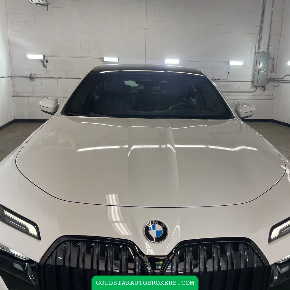 2023 BMW 7 Series 740i