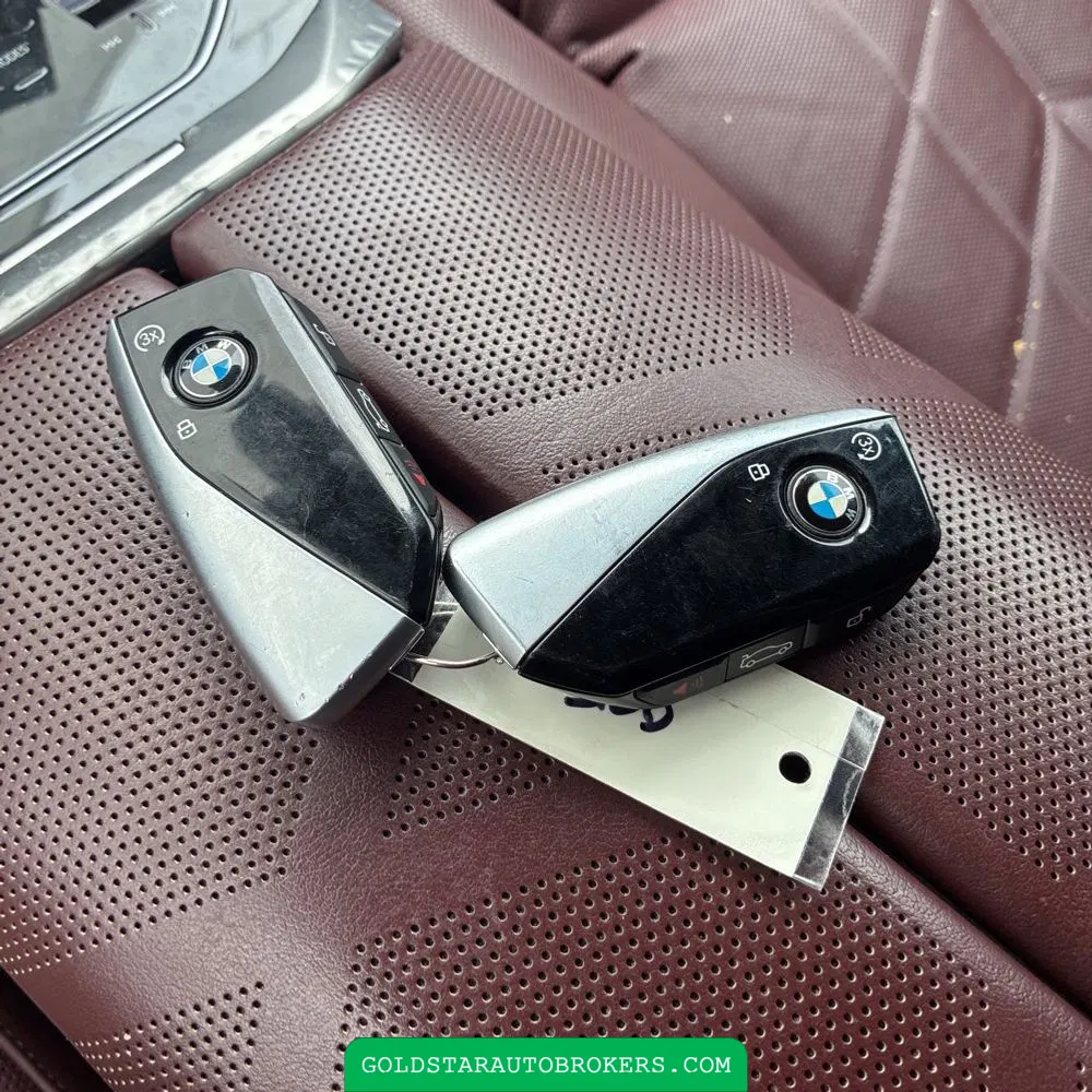 2023 BMW 7 Series 740i
