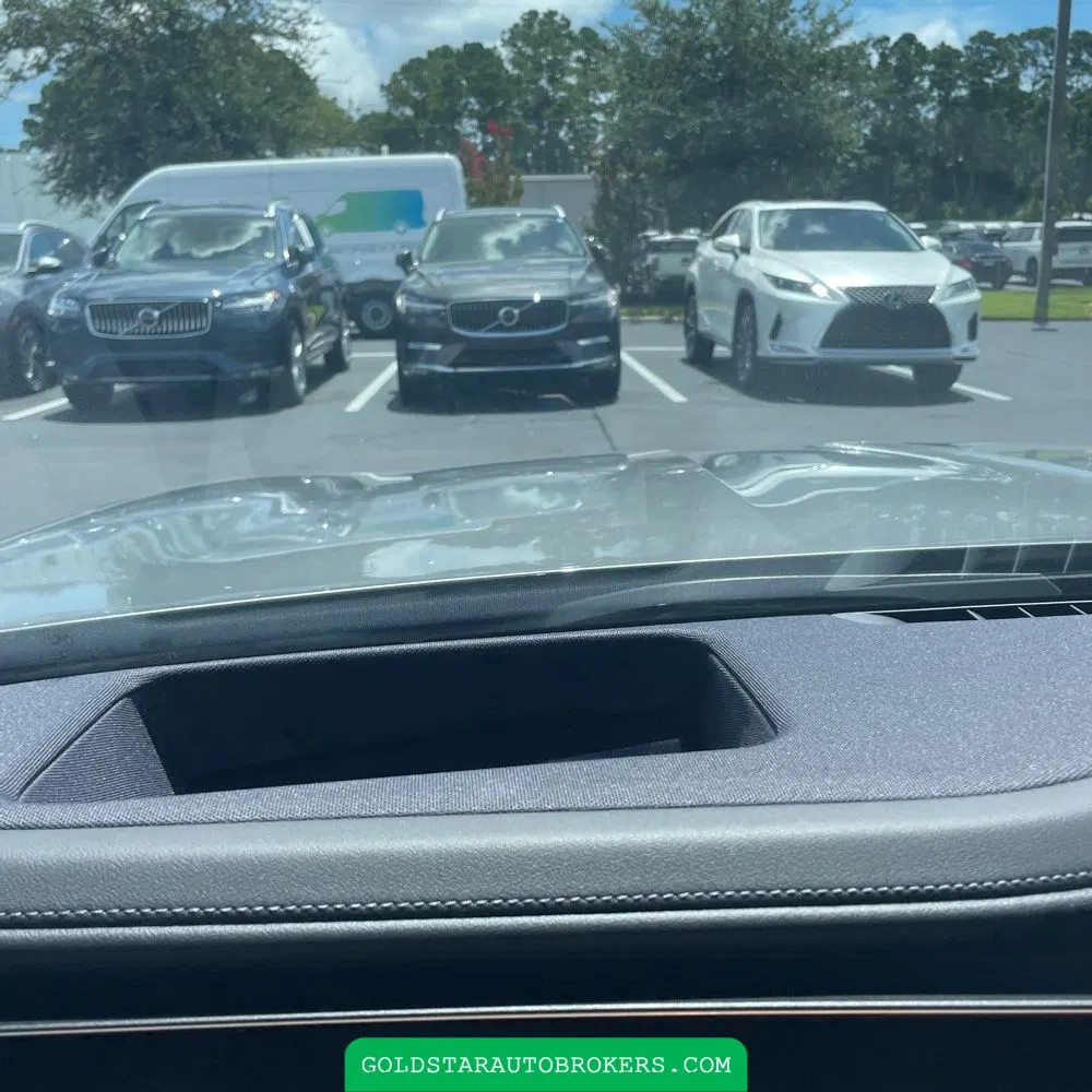 2023 BMW 7-Series 740i