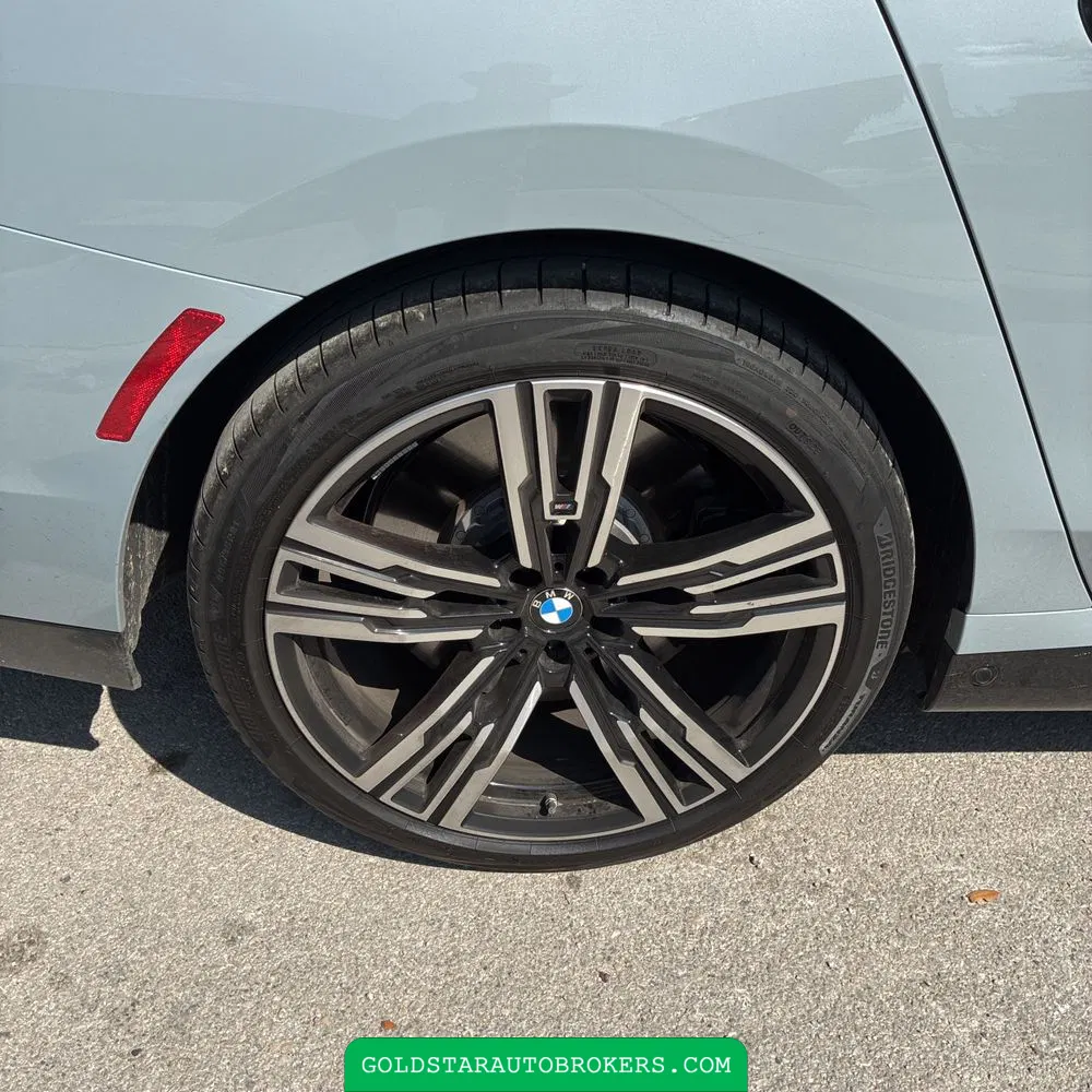 2025 BMW 7-Series 760i xDrive
