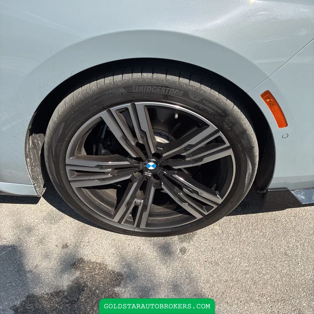 2025 BMW 7-Series 760i xDrive
