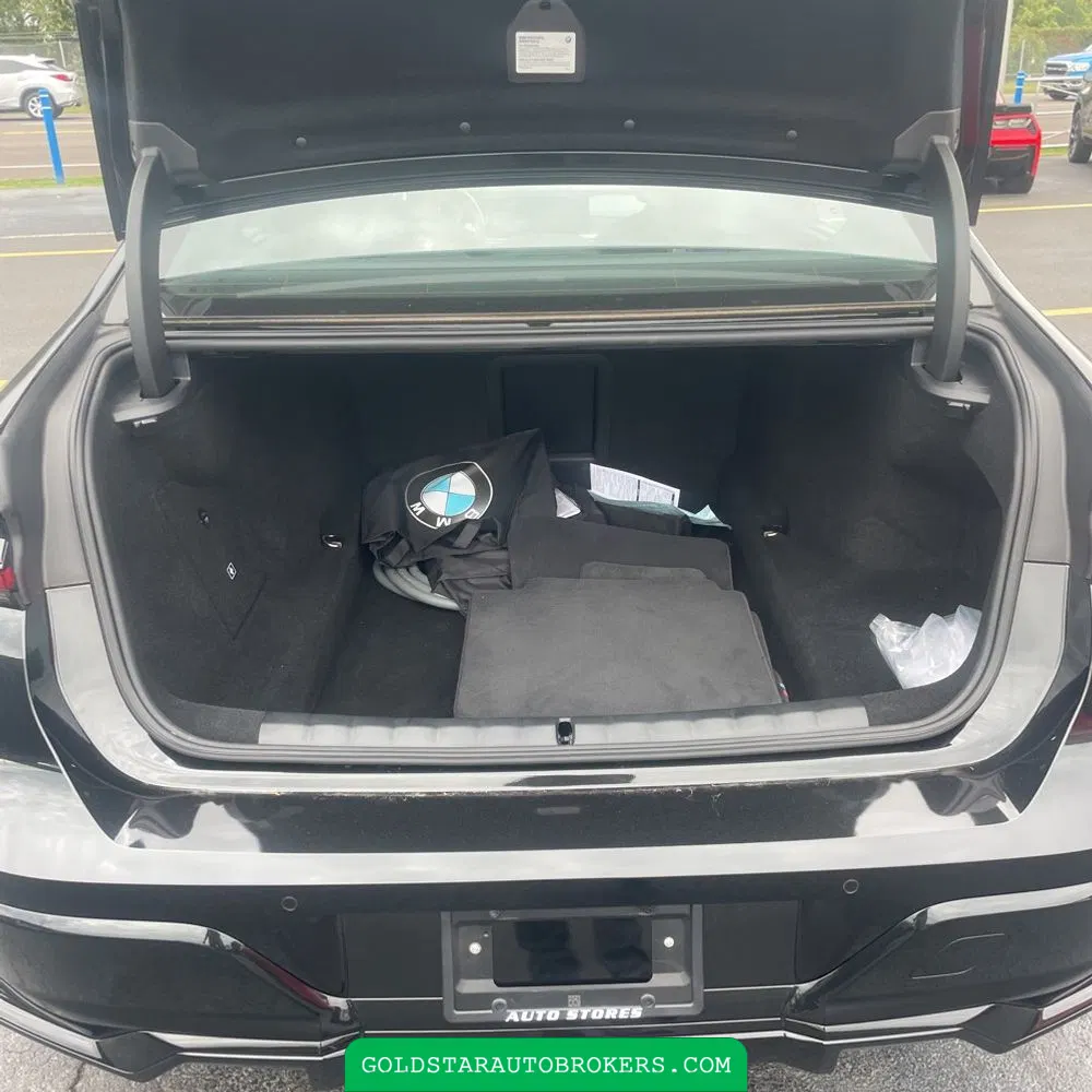 2024 BMW 7-Series 750e xDrive