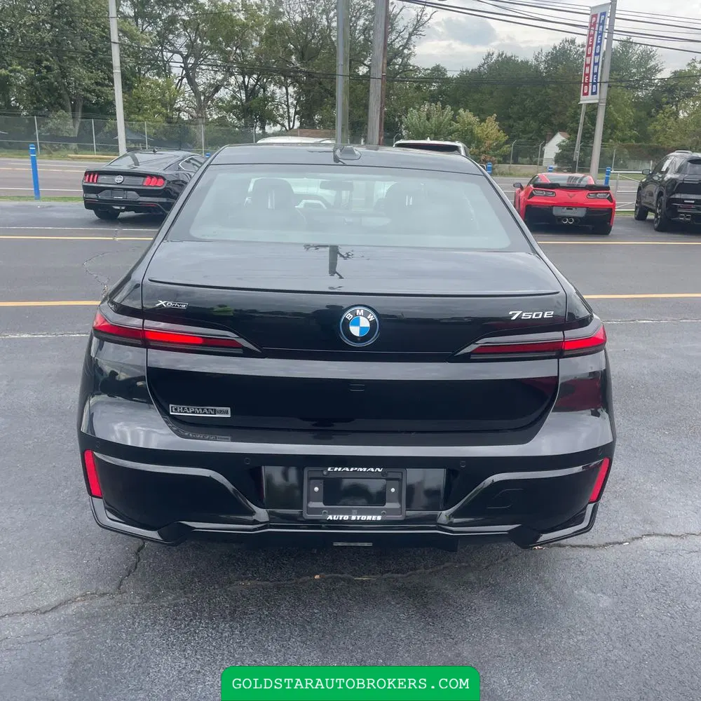 2024 BMW 7-Series 750e xDrive