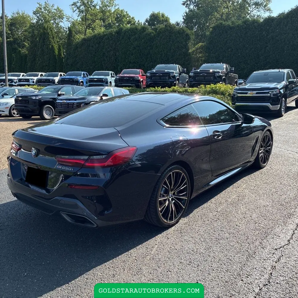 2022 BMW 8-Series M850xi