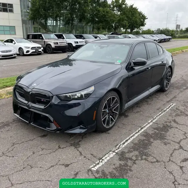 2025 BMW M5 Base