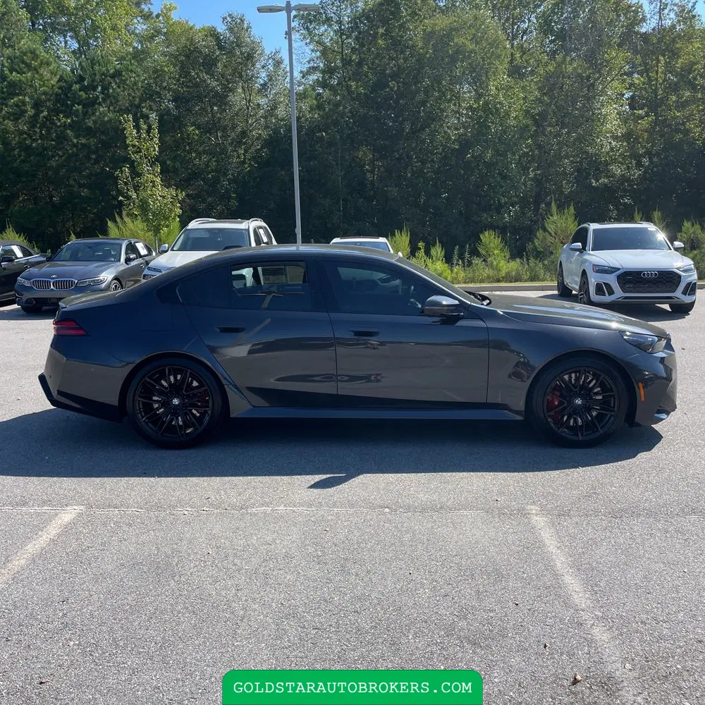 2025 BMW M5 Base