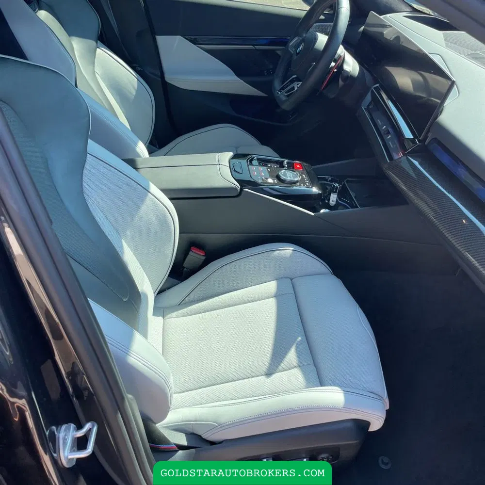 2025 BMW M5 Base