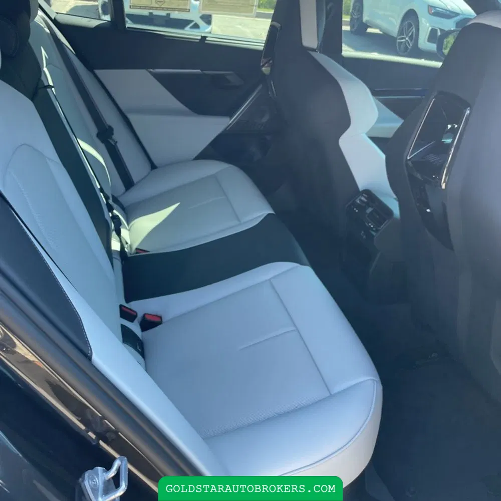 2025 BMW M5 Base