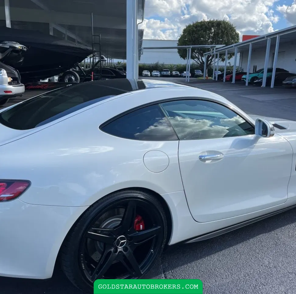 2017 Mercedes-Benz AMG GT Base