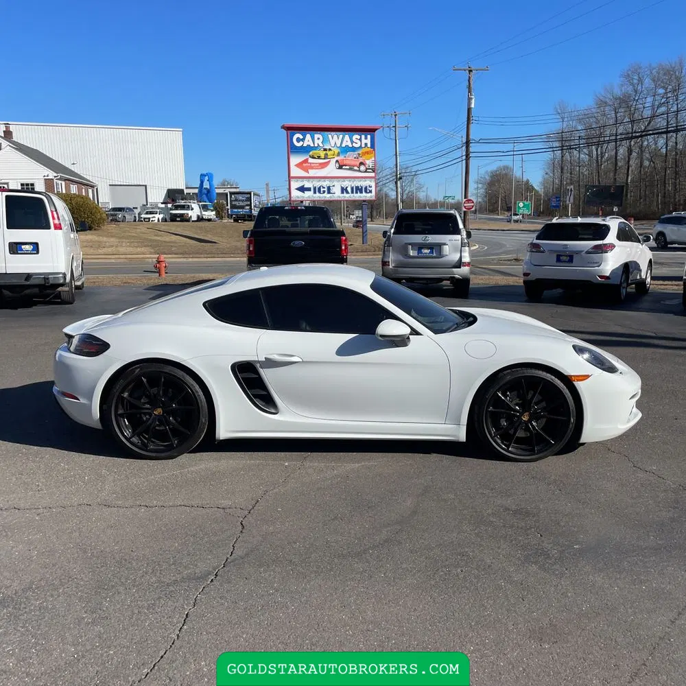 2023 Porsche 718 Cayman Base