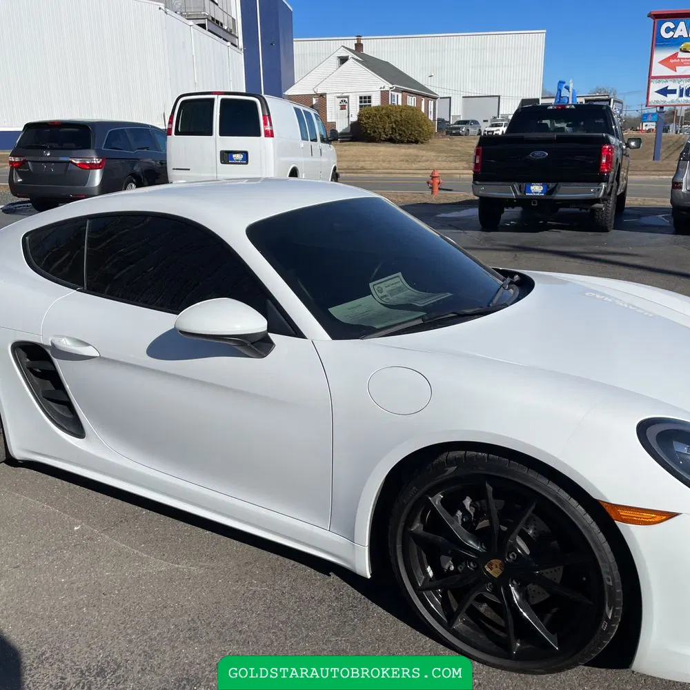 2023 Porsche 718 Cayman Base