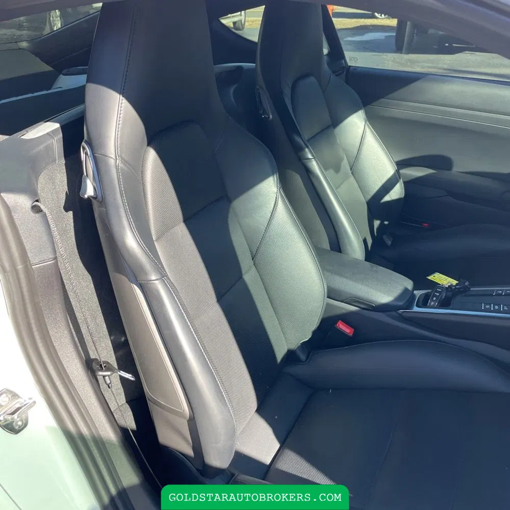 2023 Porsche 718 Cayman Base
