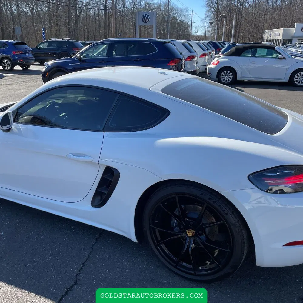 2023 Porsche 718 Cayman Base