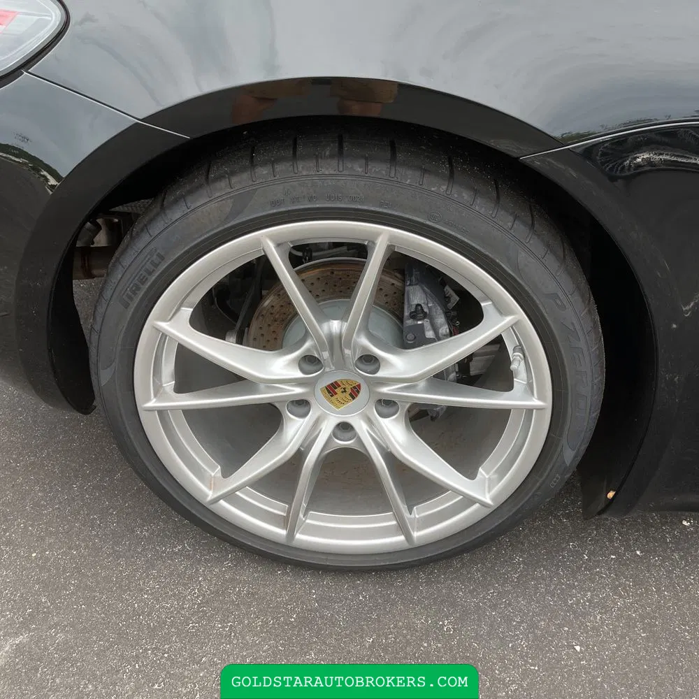 2025 Porsche 718 Cayman Style Ed