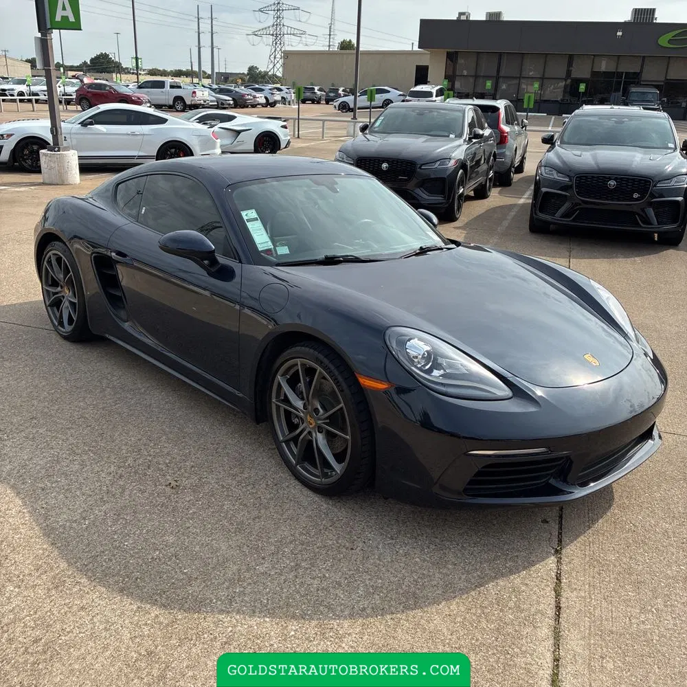 2017 Porsche 718 Cayman Base