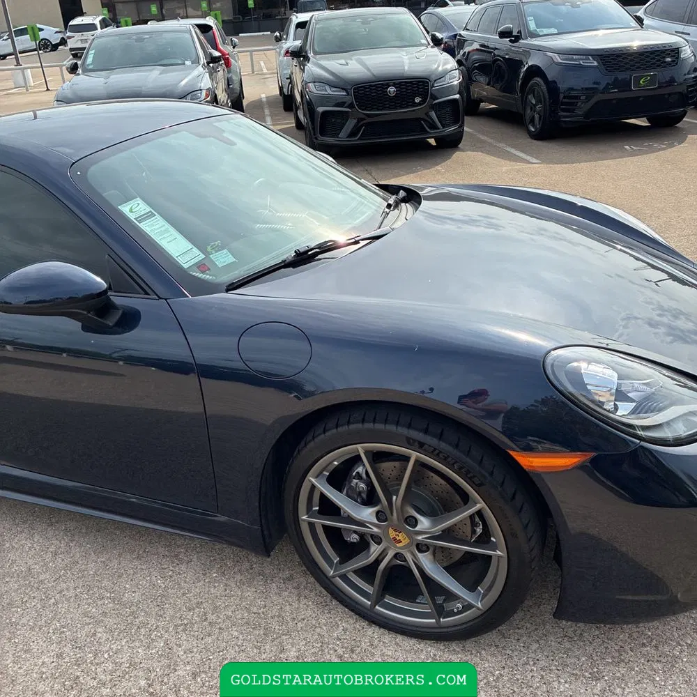 2017 Porsche 718 Cayman Base