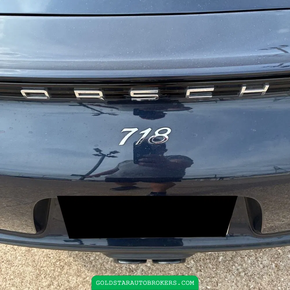 2017 Porsche 718 Cayman Base