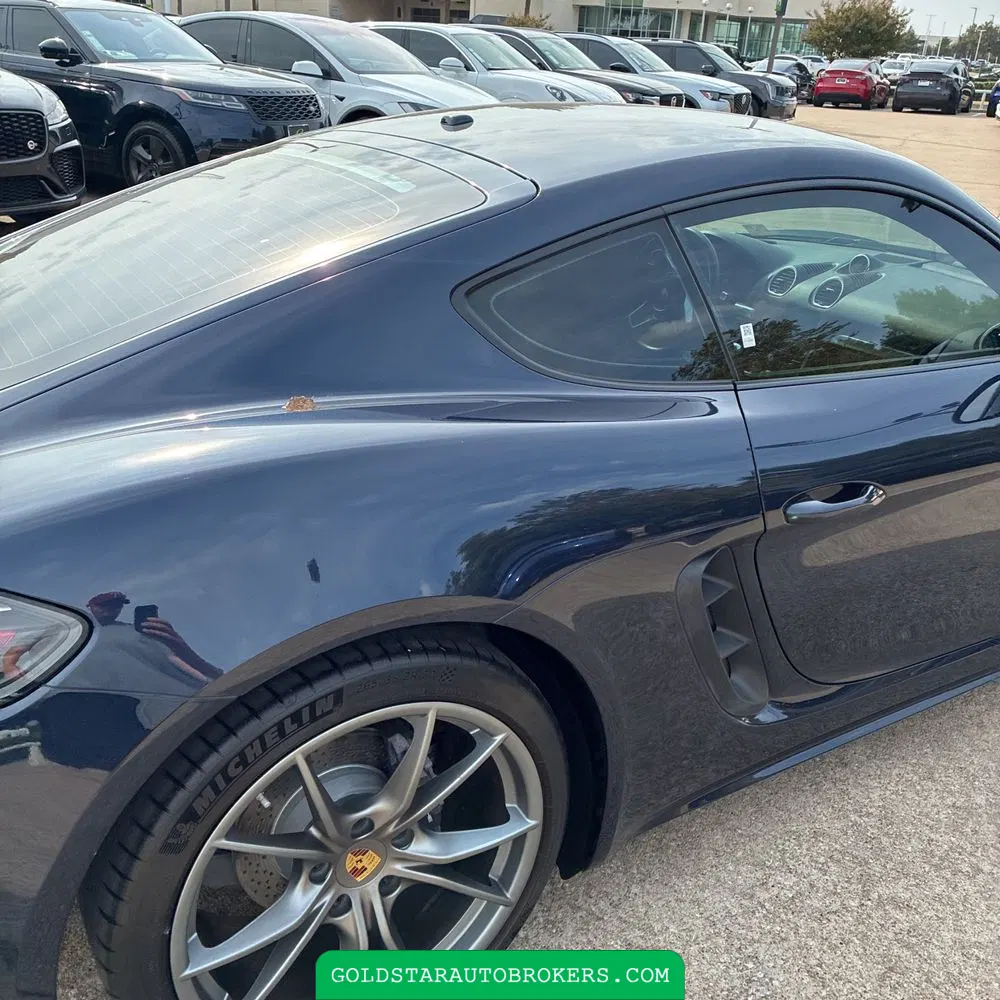 2017 Porsche 718 Cayman Base