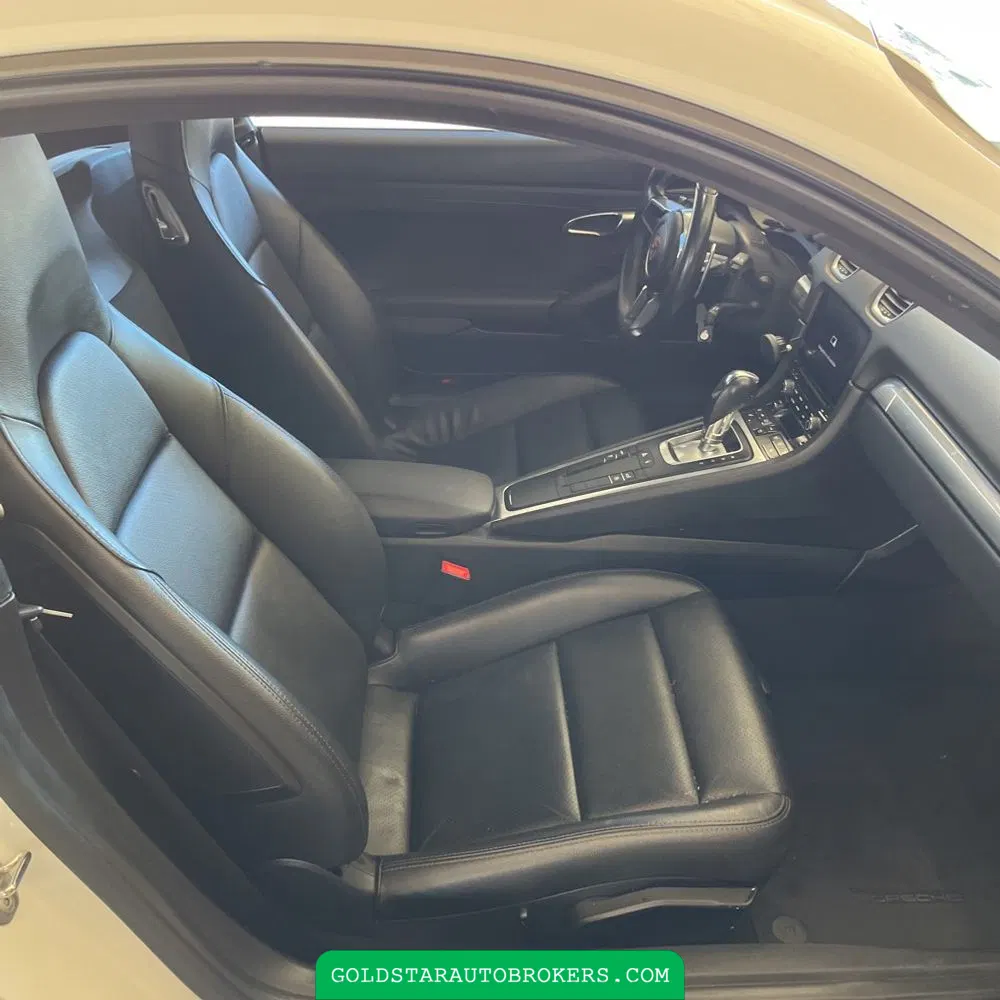 2018 Porsche 718 Cayman Base