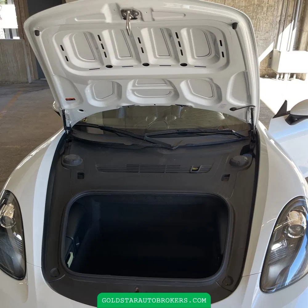 2018 Porsche 718 Cayman Base