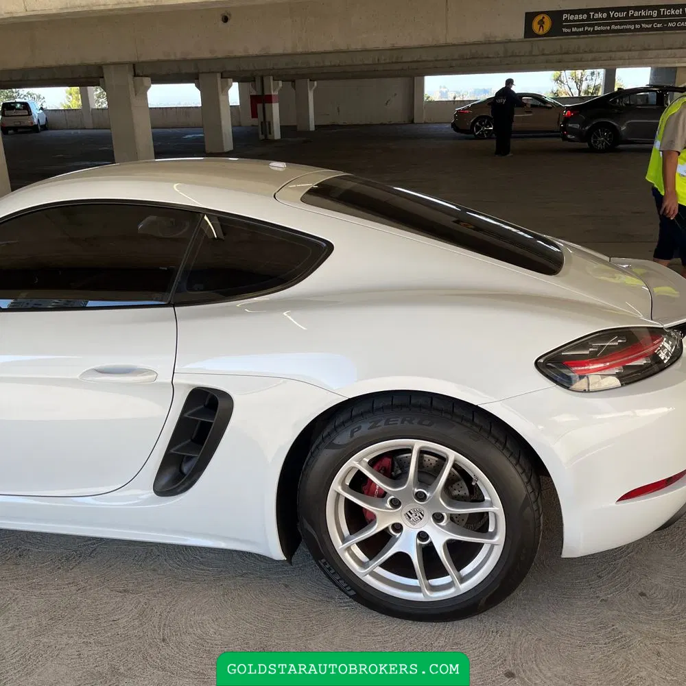 2018 Porsche 718 Cayman Base