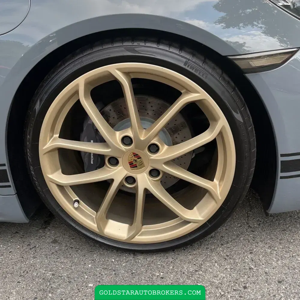 2024 Porsche 718 Cayman Base
