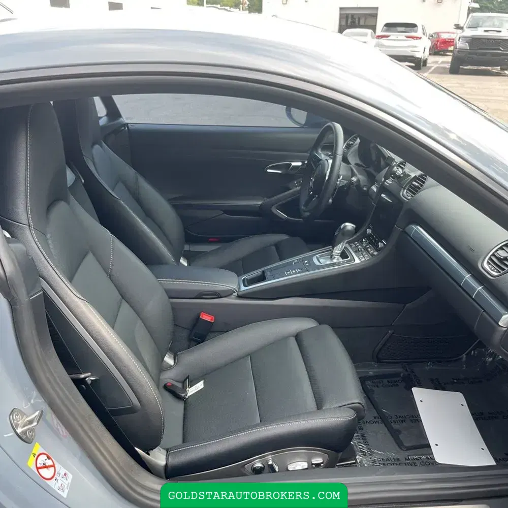 2024 Porsche 718 Cayman Base