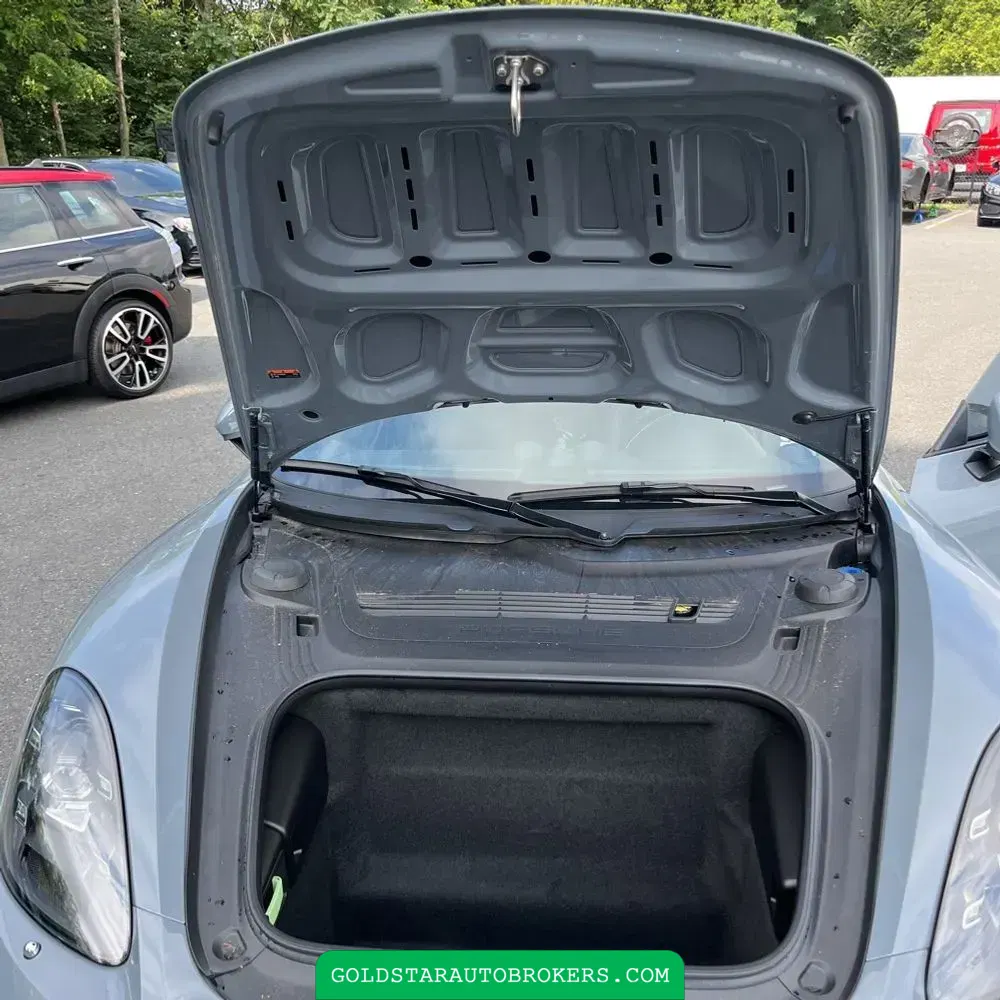 2024 Porsche 718 Cayman Base