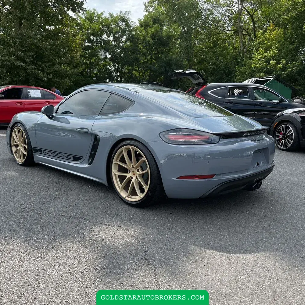 2024 Porsche 718 Cayman Base