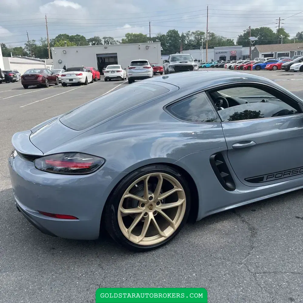 2024 Porsche 718 Cayman Base