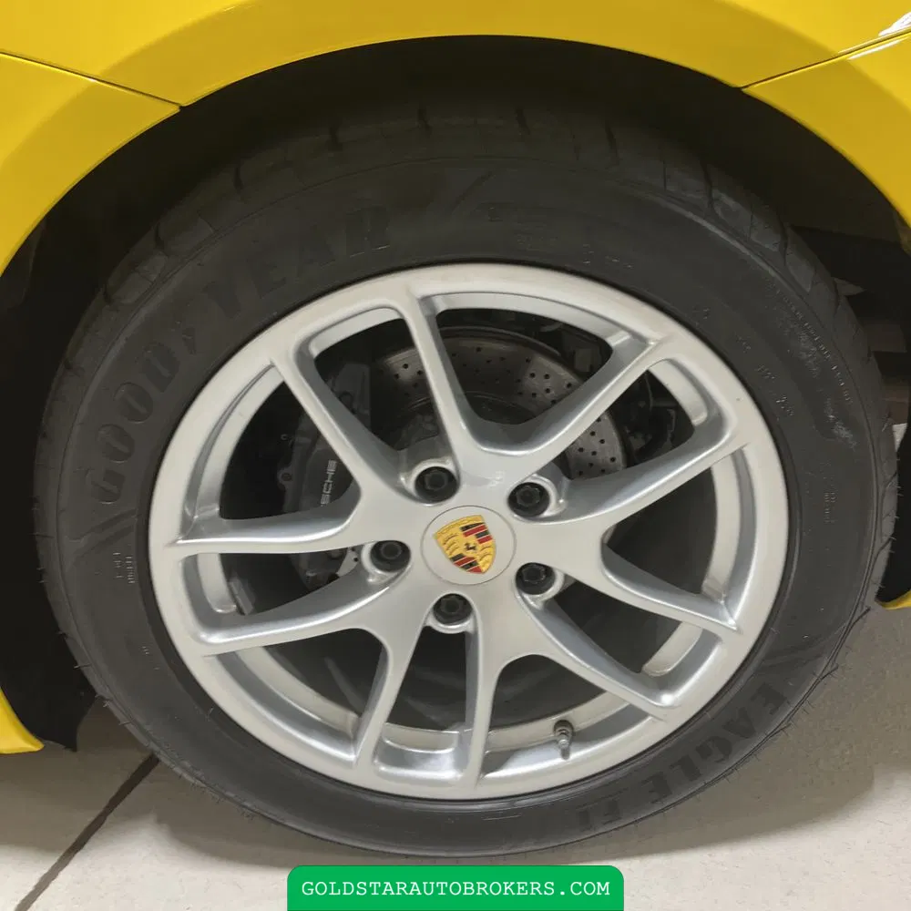 2017 Porsche 718 Cayman Base