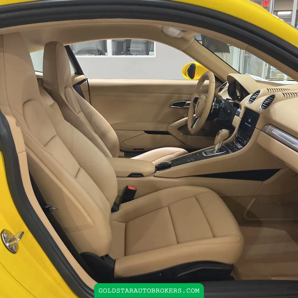 2017 Porsche 718 Cayman Base