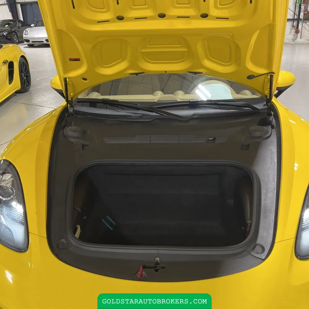 2017 Porsche 718 Cayman Base