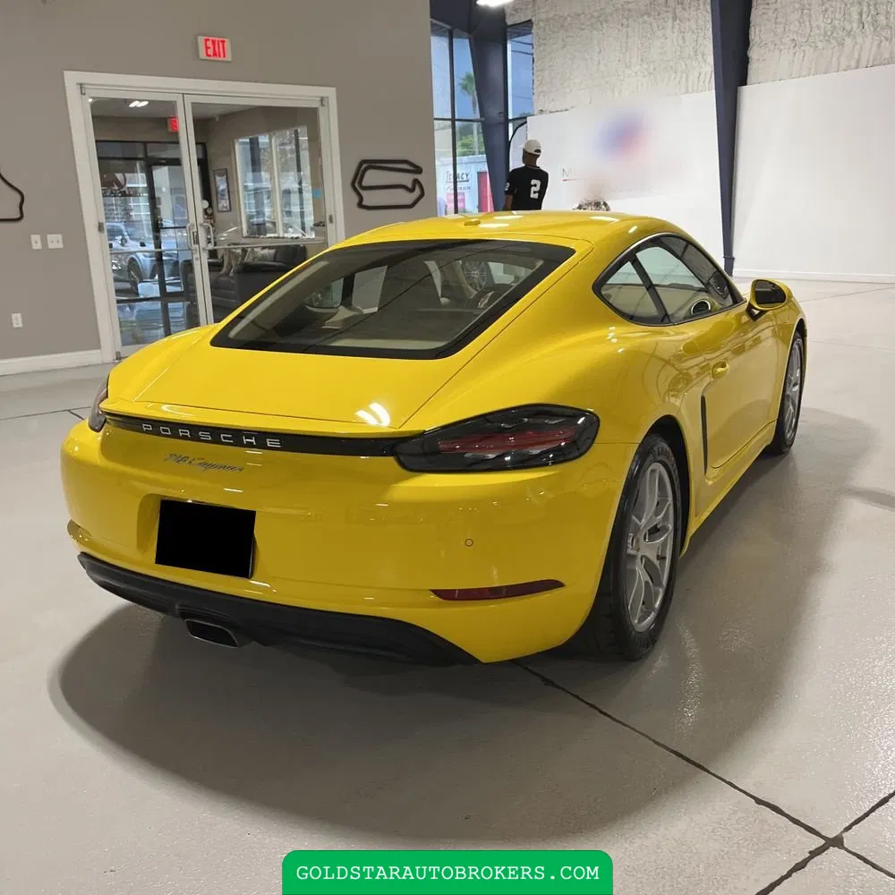 2017 Porsche 718 Cayman Base