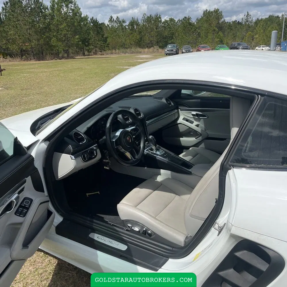 2019 Porsche 718 Cayman Base