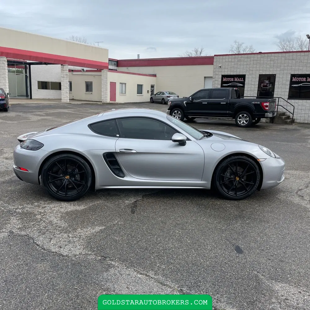 2019 Porsche 718 Cayman Base