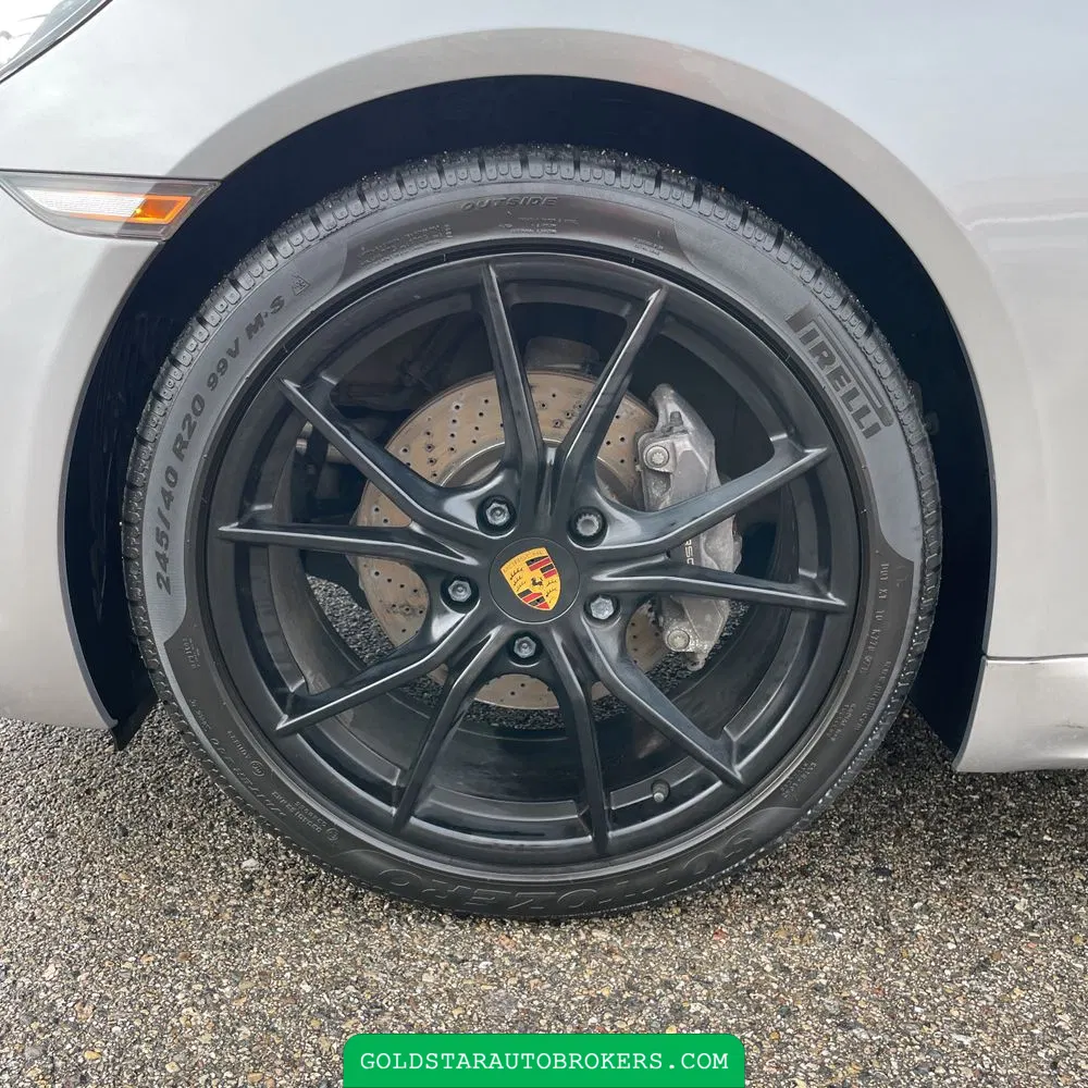 2019 Porsche 718 Cayman Base
