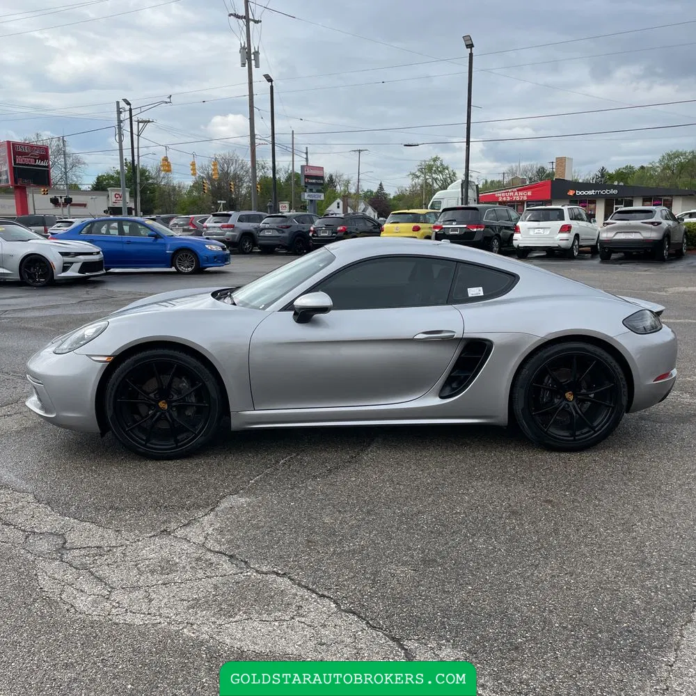 2019 Porsche 718 Cayman Base